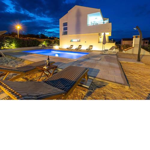 VILLA DONNA