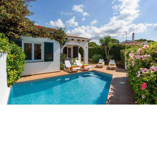 Villa Duna by Villa Plus