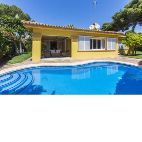 Villa Duque Los Monteros Marbella