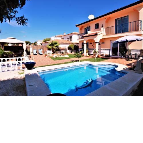 Villa Earl