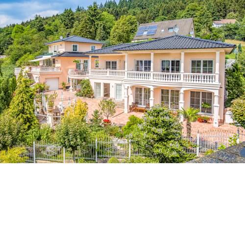 Villa Eifelpalace am Nürburgring