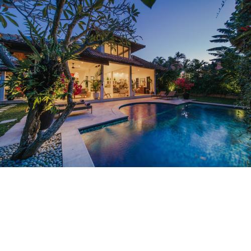 Villa Eight