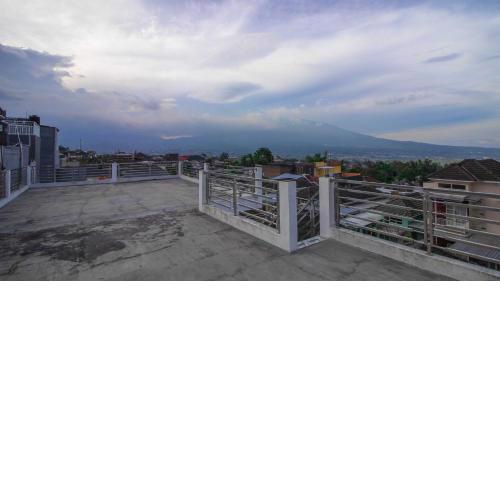 Villa El Nino 5 Bedroom dengan Rooftop Mountain View