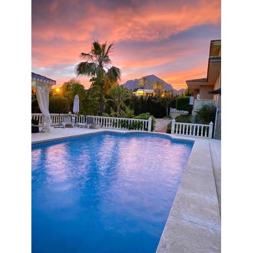 Villa El Paso