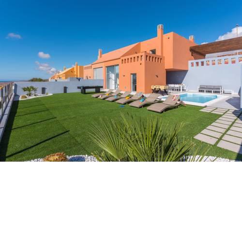 Villa Elena y Mario