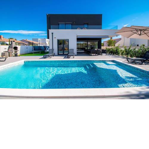 Villa Elit in Pula mit privatem pool