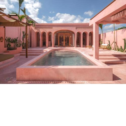 Villa Ella June