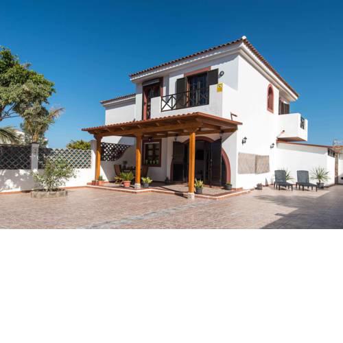 Villa en Agaete terraza privada 6 personas wifi gratis by Lightbooking