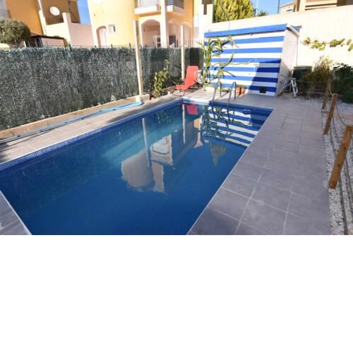 Villa en Mazarron muy cerca de la playa con piscina, 5 personas.