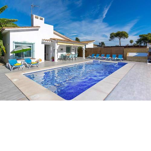 Villa Esmeralda Sol by Villa Plus