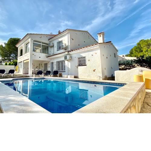 Villa Esmerelda
