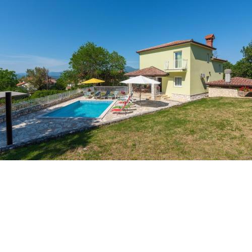 Villa Ester