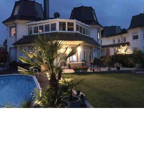 Villa Fallingstar