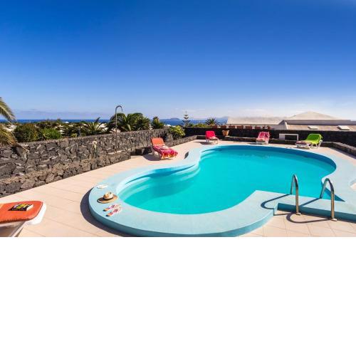 Villa Fernando Blanco by Villa Plus