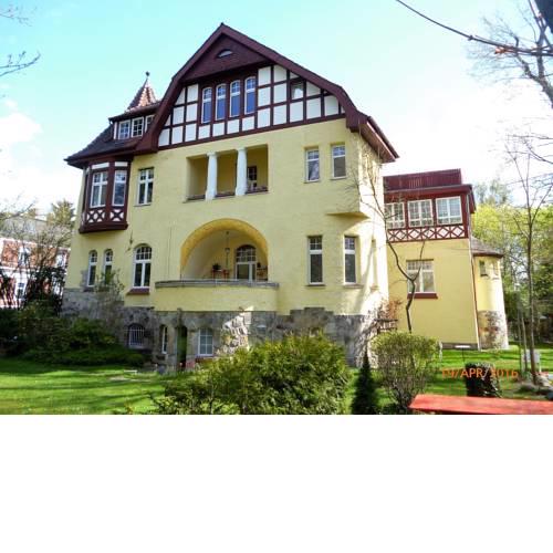 Villa Fewo 1