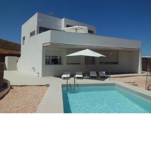 VILLA FORNELLS I by Riera Rossello