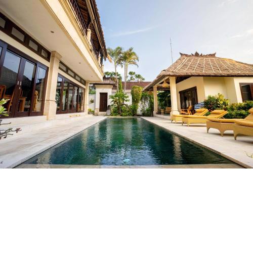 Villa Gading by Alfred in Bali