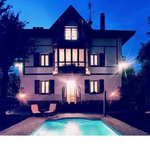 Villa Ganbara