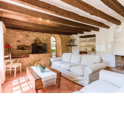 Villa Garrovar beautiful house for 6 people located in heart of Pollensa old town