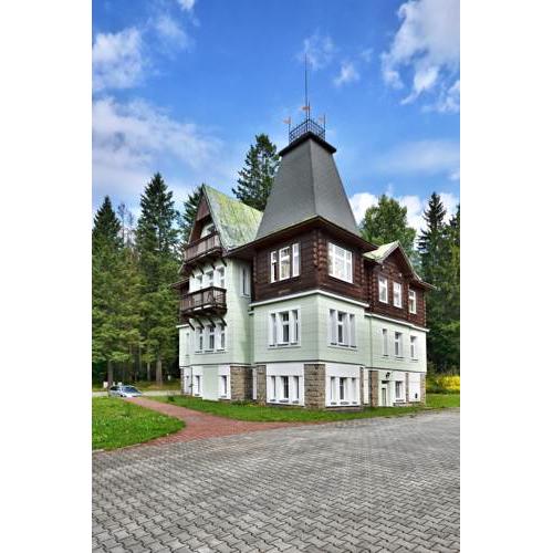 Villa Golden
