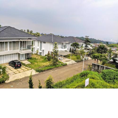 Villa Golf Syariah