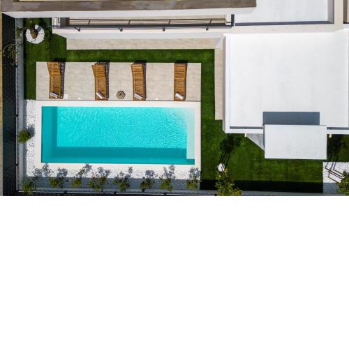 Villa H & I