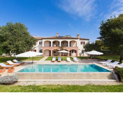 Villa Hacienda