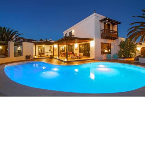 Villa HAERE MAI of Standing with a Sea view