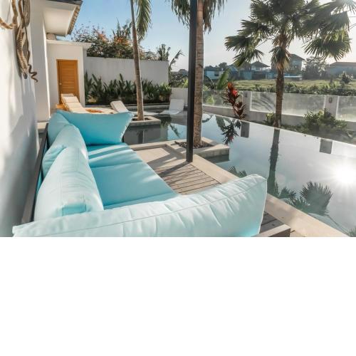 Villa Hakem Elegant and modern 4 bedrooms villa pool view
