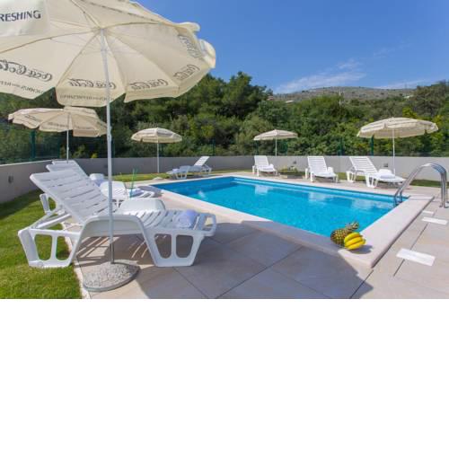 Villa Honey