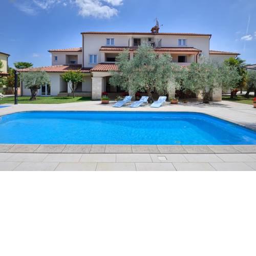 Villa Hope Apartments