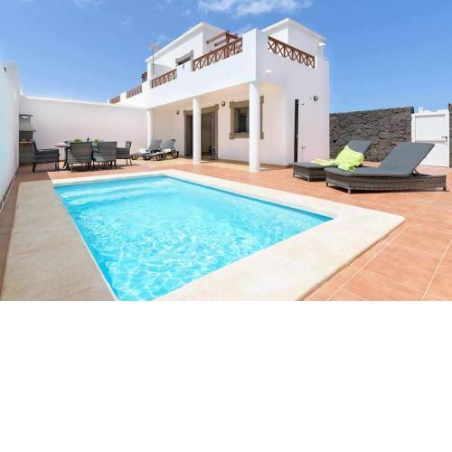 Villa Ícaro Piscina Climatizada