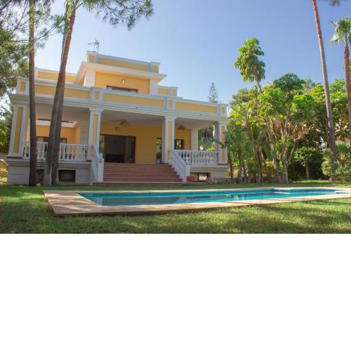 Villa Imperial - Empire Chalet in Marbella