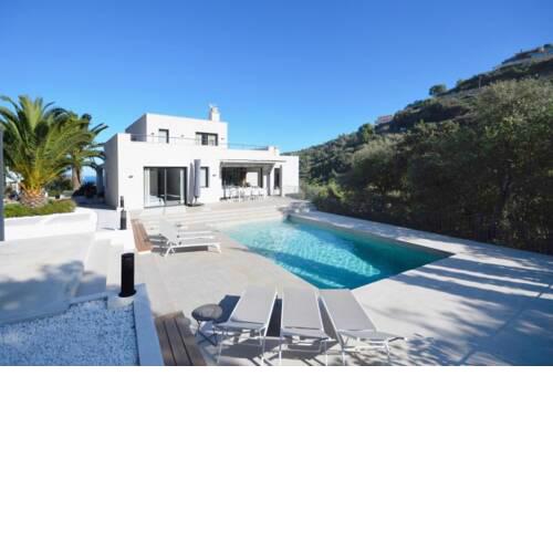 Villa in Begur Sleeps 8 with Pool