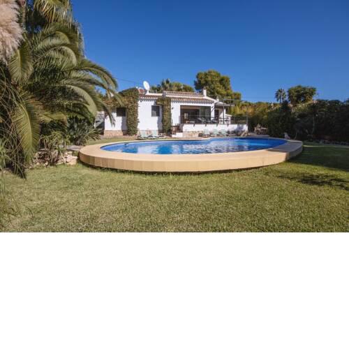 Villa in Benitachell Sleeps 4 with Pool Air Con and WiFi