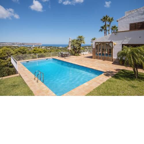Villa in Benitachell Sleeps 6 with Pool and Air Con