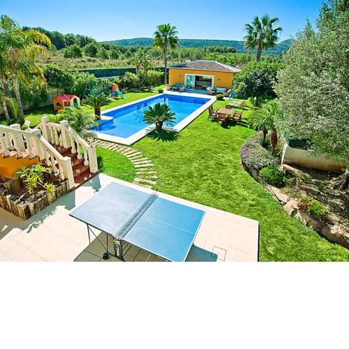 Villa in Benitachell Sleeps 8 with Pool Air Con and WiFi
