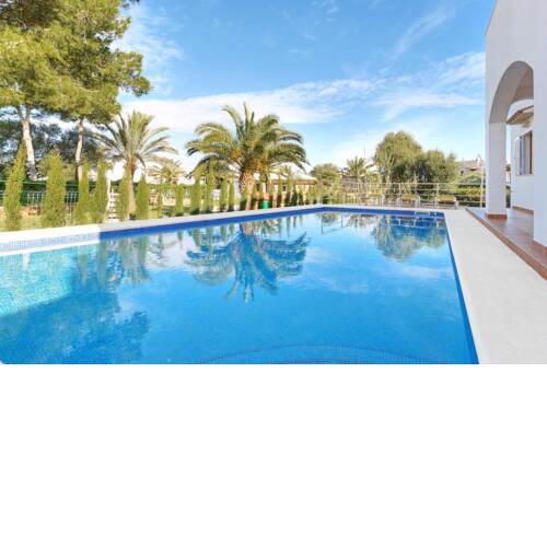 Villa in Cala Egos Sleeps 8 includes Swimming pool Air Con and WiFi