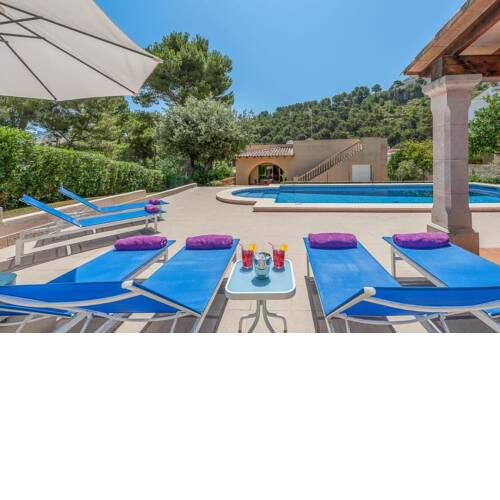 Villa in Cala San Vicente Sleeps 6 includes Swimming pool Air Con and WiFi 3