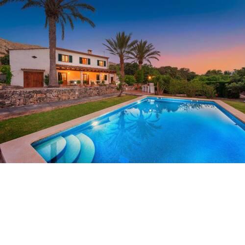 Villa in Cala San Vicente Sleeps 8 includes Swimming pool Air Con and WiFi
