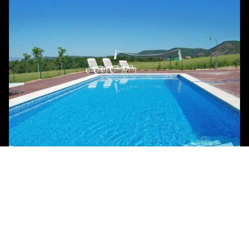 Villa in Collsuspina Sleeps 20 with Pool