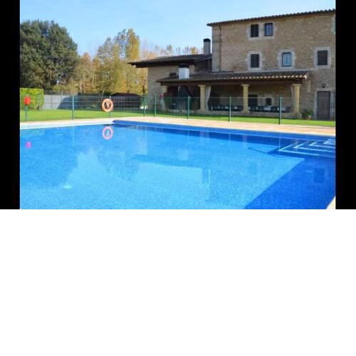 Villa in Cornella del Terri Sleeps 27 with Pool and Air Con