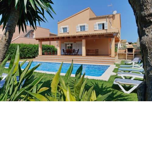 Villa in es Barcares Sleeps 10 with Pool Air Con and WiFi