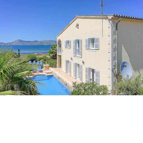 Villa in es Barcares Sleeps 12 with Pool Air Con and WiFi
