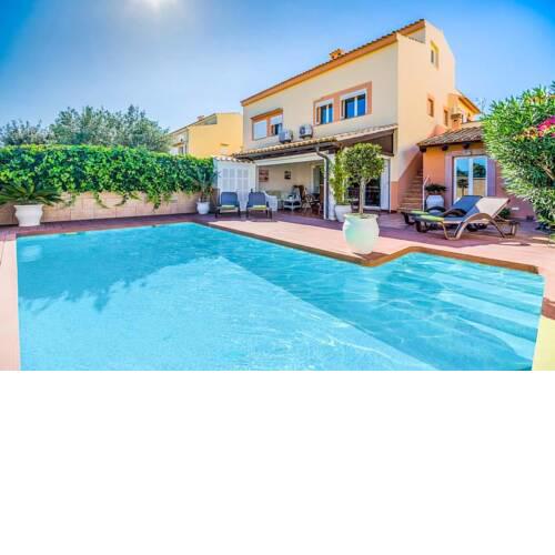 Villa in es Barcares Sleeps 6 with Air Con and WiFi