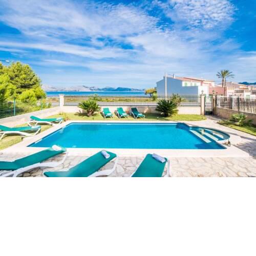Villa in es Barcares Sleeps 8 includes Swimming pool Air Con and WiFi 2