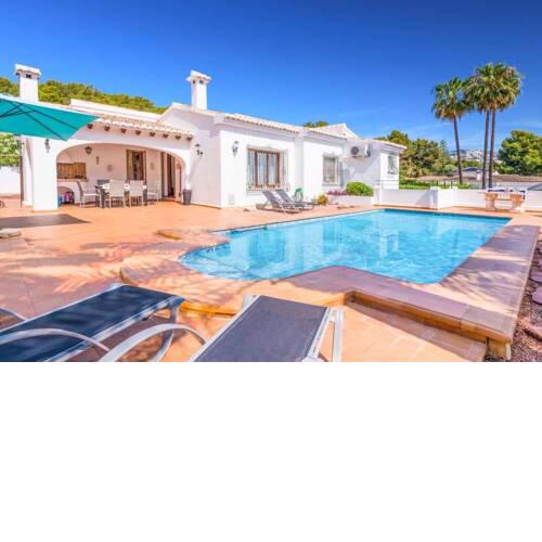 Villa in Fanadix Sleeps 6 with Pool Air Con and WiFi