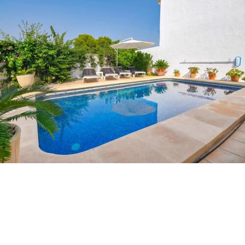 Villa in Fanadix Sleeps 8 with Pool Air Con and Free WiFi