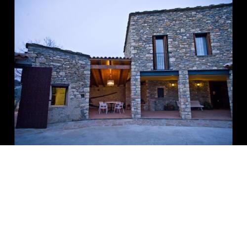 Villa in Guardia de Tremp Sleeps 4 with Pool and Air Con