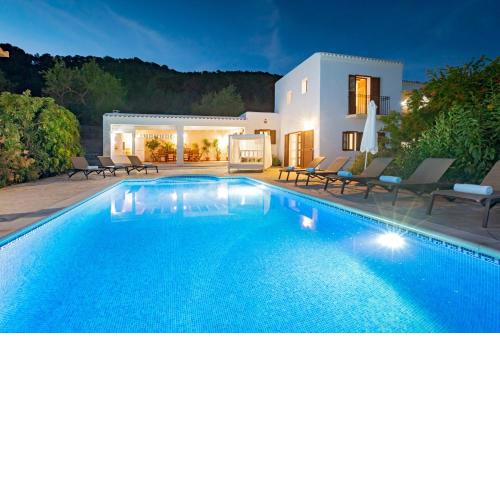 Villa in Ibiza Town, sleeps 1214 - Can Monte